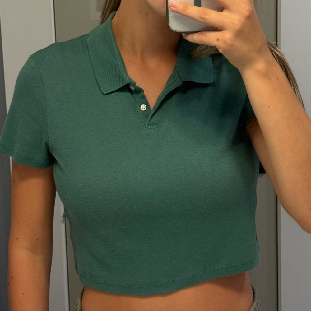 American Eagle Cropped Collared Shirt
